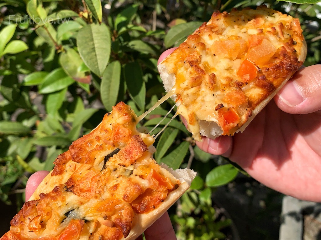 狀元披薩⟩宅配美食推薦，不用切的潛艇披薩，輕鬆美味上桌，方便又快速，口感簡直和市售披薩一樣 @果果愛Fruitlove