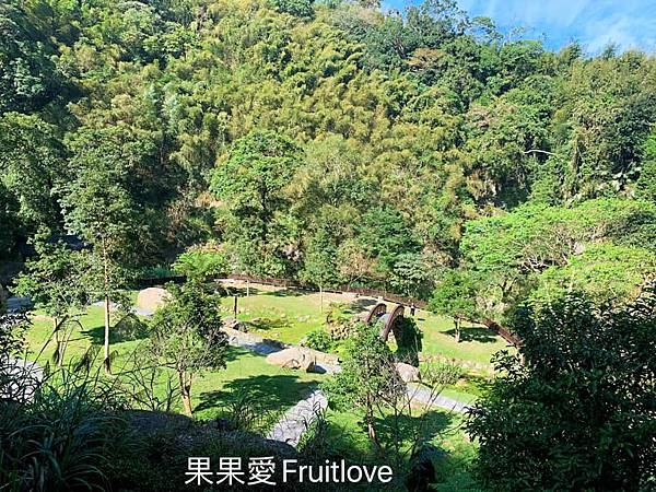 圓潭生態園區⟩欣賞台灣中海拔溪谷地形的最棒的地點，輕鬆就可以享受芬多精-嘉義梅山景點/寵物友善景點 @果果愛Fruitlove